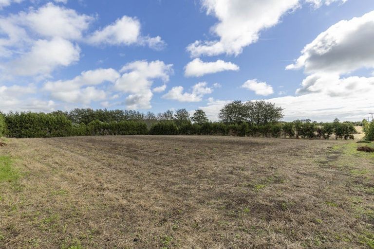 Photo of property in 77 Matarikoriko Road, Brixton, Waitara, 4382