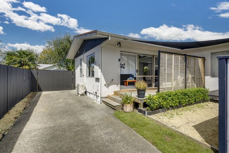Photo of property in 27 York Avenue, Tamatea, Napier, 4112