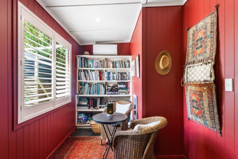 Photo of property in 40 Tuakau Bridge-port Waikato Road, Port Waikato, Tuakau, 2695