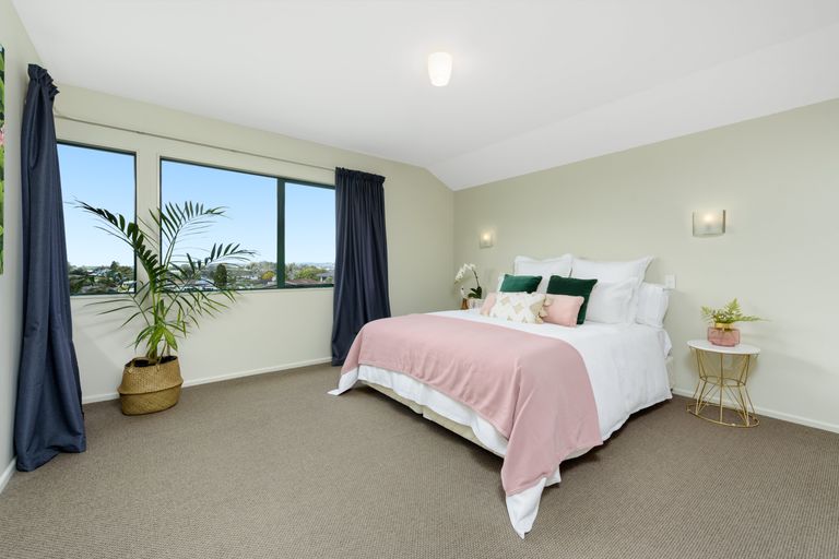 Photo of property in 24a Milton Road, Otumoetai, Tauranga, 3110