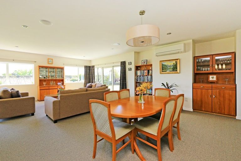 Photo of property in 24 Gavin Black Street, Meeanee, Napier, 4112