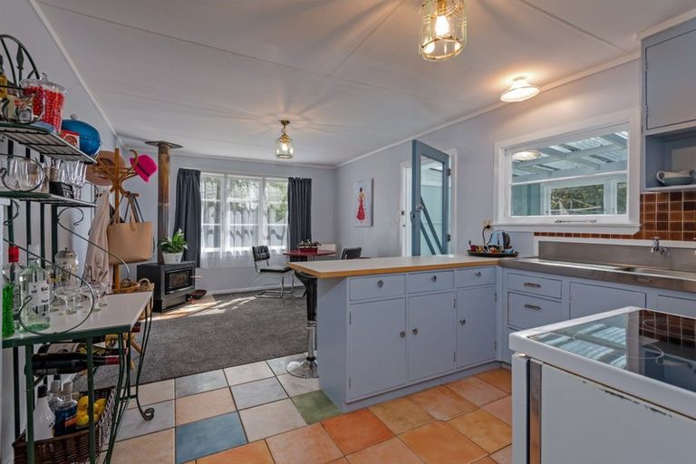 Photo of property in 17 Matai Street, Marton, 4710
