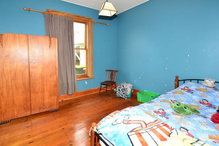 Photo of property in 11 Henderson Street, Mornington, Dunedin, 9011