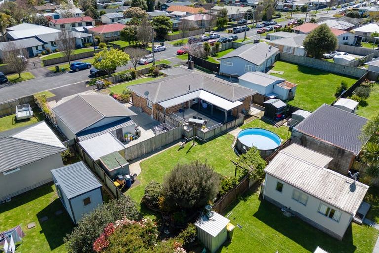 Photo of property in 27 Cotton Street, St Andrews, Hamilton, 3200