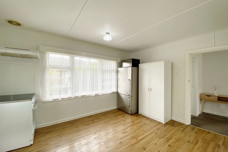 Photo of property in 26 Mortlake Street, Islington, Christchurch, 8042