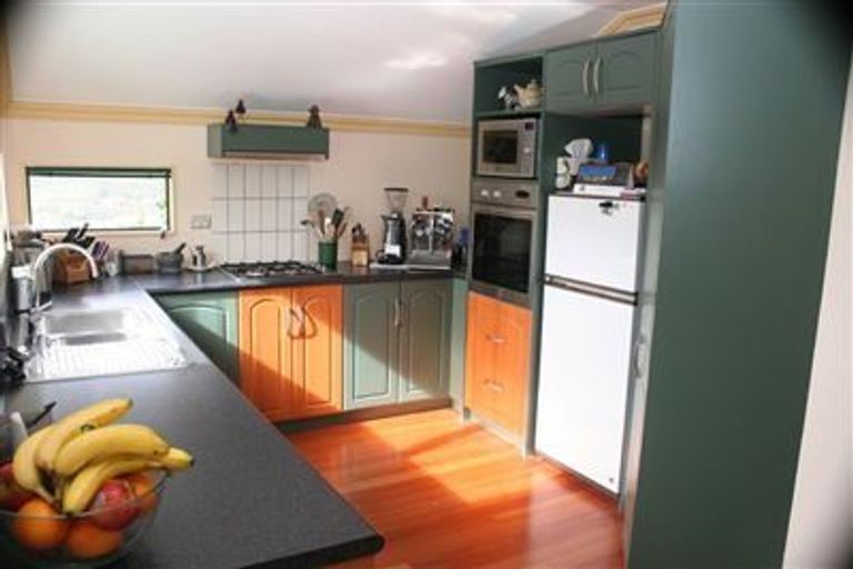 Photo of property in 26 Tattenhall Grove, Churton Park, Wellington, 6037