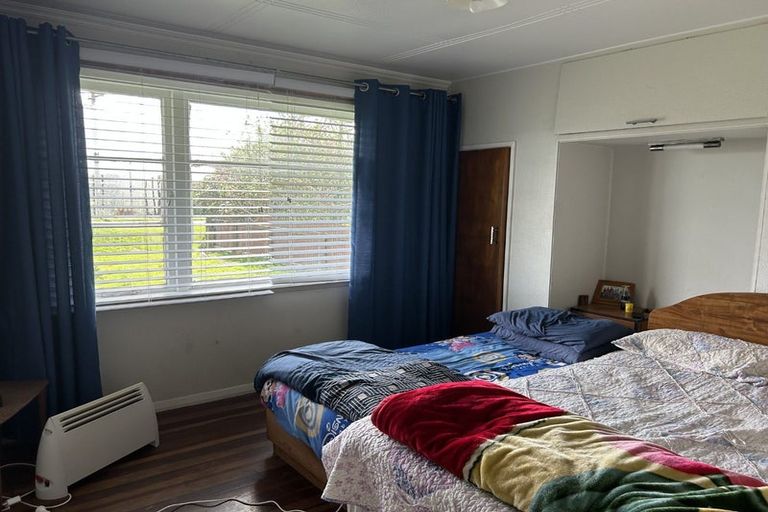 Photo of property in 12 Tiraumea Road, Pahiatua, 4910