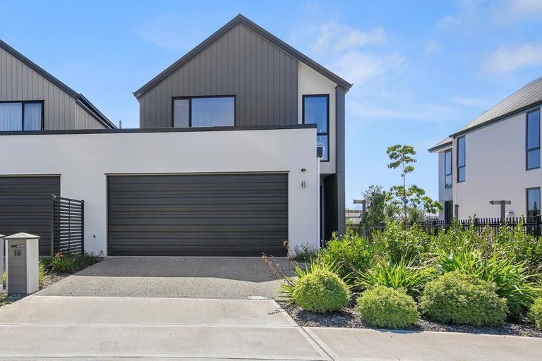 Photo of property in 16 Kotata Street, Richmond, 7020