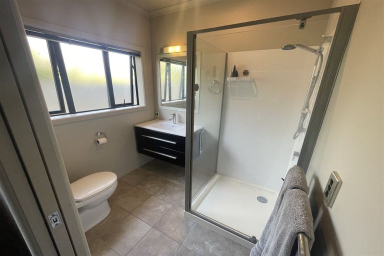 Photo of property in 5a Cornwall Road, Taradale, Napier, 4112