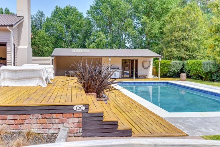 Photo of property in 120 Union Line, Fordell, Whanganui, 4572