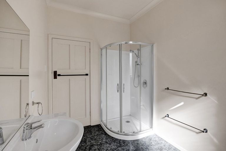 Photo of property in 30 Cloten Road, Stratford, 4332