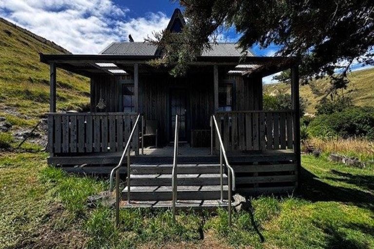 Photo of property in 3089 Bossu Road, Te Oka, Little River, 7591