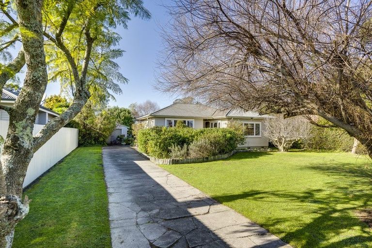 Photo of property in 60 Napier Street, Jervoistown, Napier, 4112