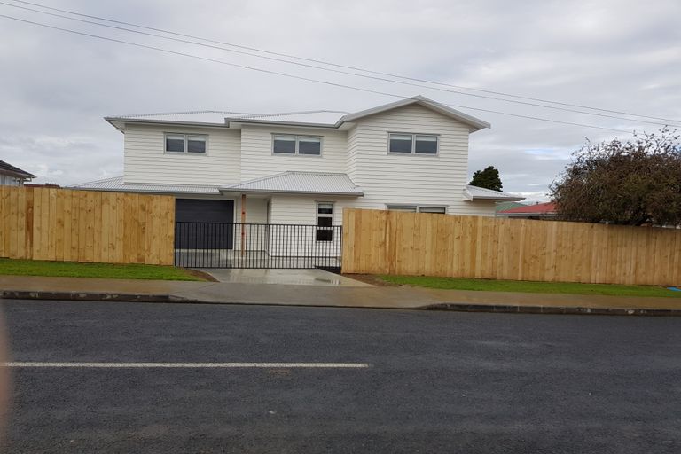 Photo of property in 30 Orchard Rise, Rosehill, Papakura, 2113