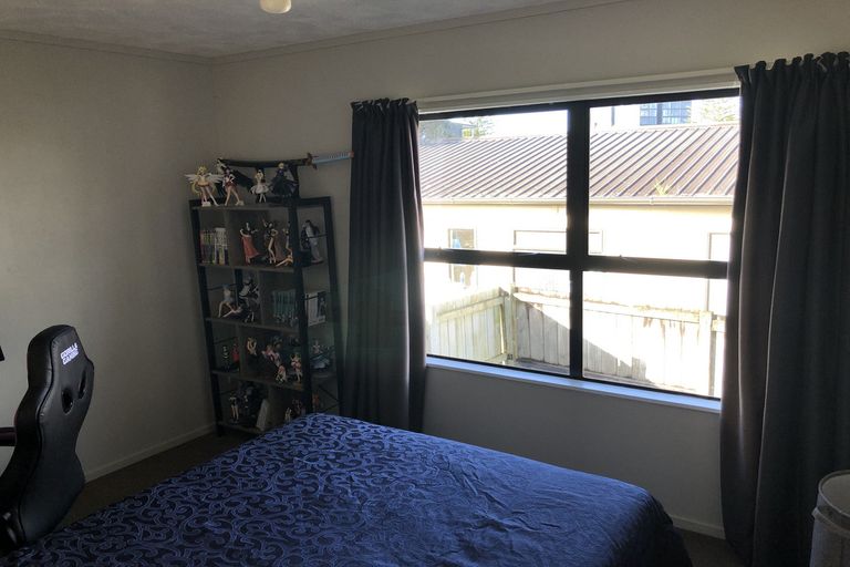 Photo of property in 26 Miriam Corban Heights, Henderson, Auckland, 0612