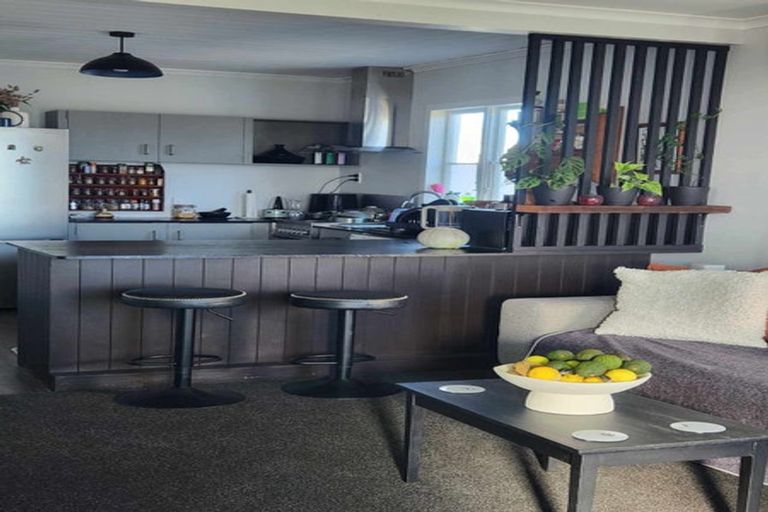 Photo of property in 2 Dawick Street, Foxton Beach, Foxton, 4815