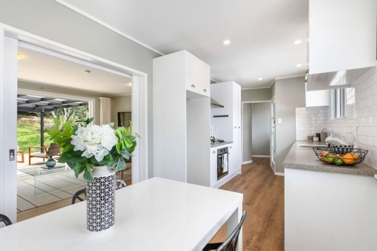 Photo of property in 1/235 Rangatira Road, Beach Haven, Auckland, 0626