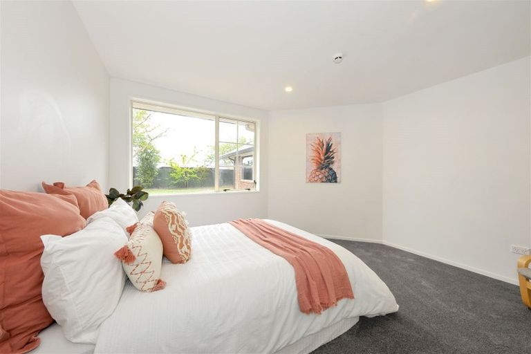 Photo of property in 21 Glastonbury Drive, Burwood, Christchurch, 8083