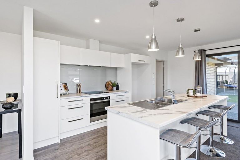 Photo of property in 28 Philippa Drive, Rolleston, 7615