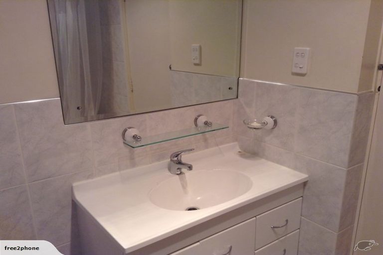 Photo of property in 2/34 Corunna Road, Milford, Auckland, 0620