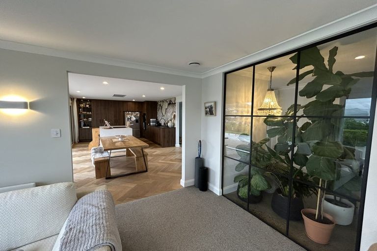 Photo of property in 115 Kahu Road, Paremata, Porirua, 5024