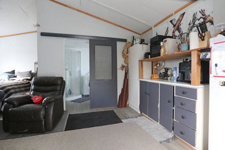 Photo of property in 110 Hastings Street, Halcombe, Feilding, 4779