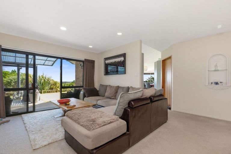 Photo of property in 371a Kohekohe Karioitahi Road, Karioitahi, Waiuku, 2683