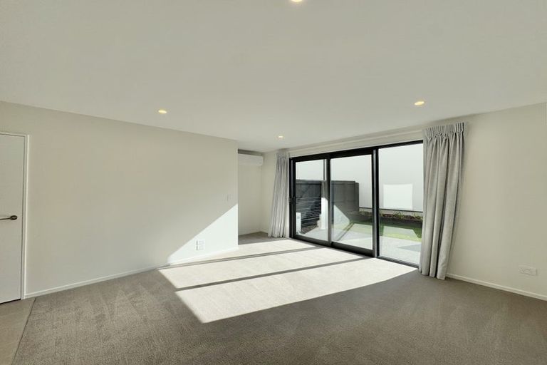 Photo of property in 11 Clementine Lane, Mount Pleasant, Christchurch, 8081