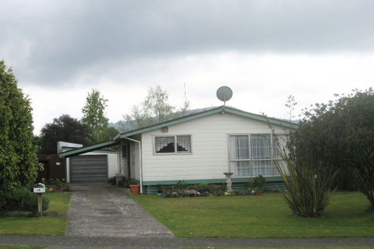 Photo of property in 24 Neri Crescent, Pomare, Rotorua, 3015
