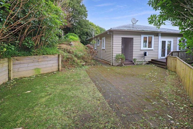 Photo of property in 14 Tobruk Street, Karori, Wellington, 6012