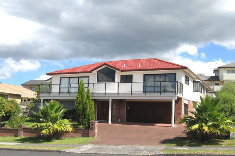 Photo of property in 104 Picasso Drive, West Harbour, Auckland, 0618