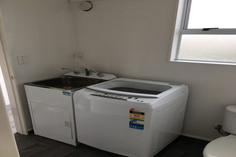 Photo of property in 2/71 Kemp Street, Kilbirnie, Wellington, 6022