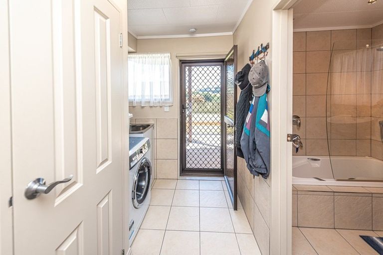 Photo of property in 36 Parkdale Drive, Aramoho, Whanganui, 4500