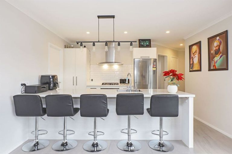 Photo of property in 10 Hikawera Drive, Frimley, Hastings, 4120