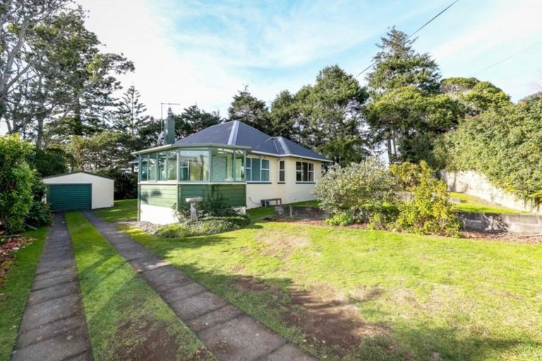 Photo of property in 87 Paynters Avenue, Strandon, New Plymouth, 4312