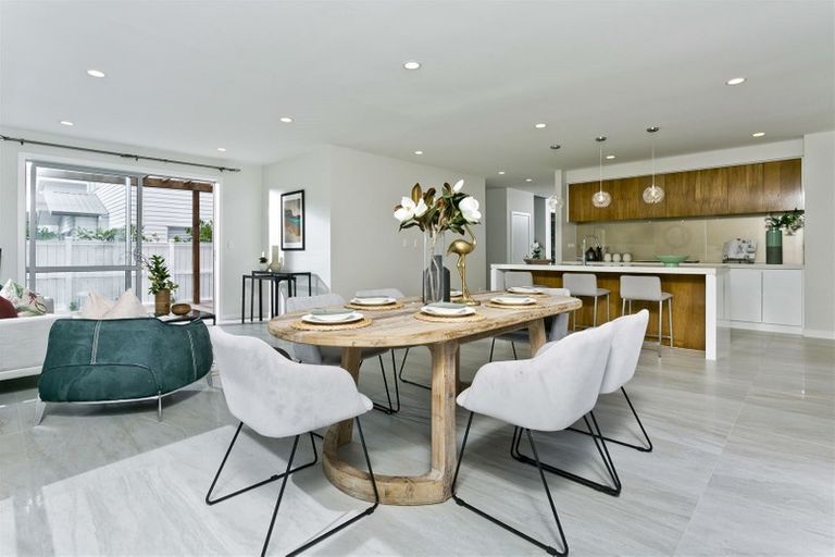 Photo of property in 23 Caldera Drive, Long Bay, Auckland, 0630