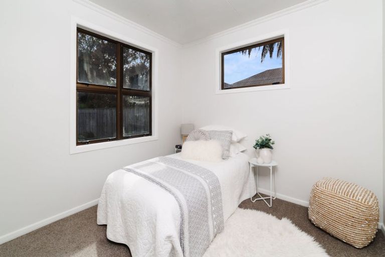 Photo of property in 13 Diamond Street, Carterton, 5713