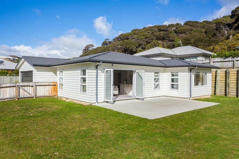 Photo of property in 23 Moonsail Drive, Whitby, Porirua, 5024