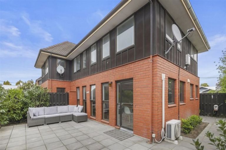 Photo of property in 1/10 Albany Street, St Albans, Christchurch, 8014