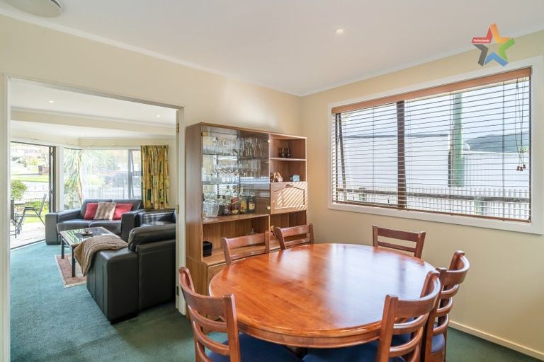 Photo of property in 51 Stokes Valley Road, Stokes Valley, Lower Hutt, 5019