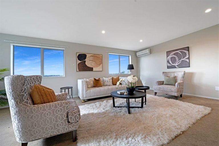 Photo of property in 49 Cirrus Way, Ranui, Auckland, 0612