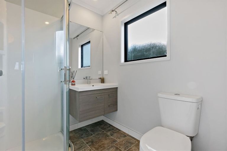 Photo of property in 66 Helenslee Road, Pokeno, 2402