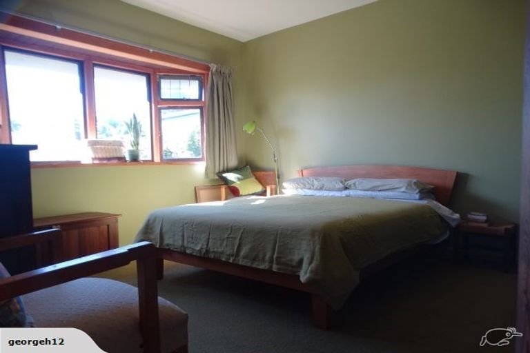 Photo of property in 172 Keyes Road, New Brighton, Christchurch, 8083