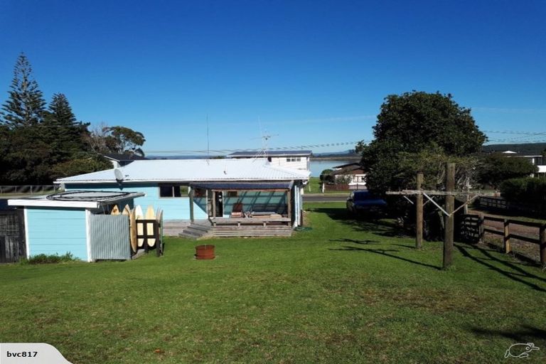 Photo of property in 615 Pukehina Parade, Pukehina, Te Puke, 3189