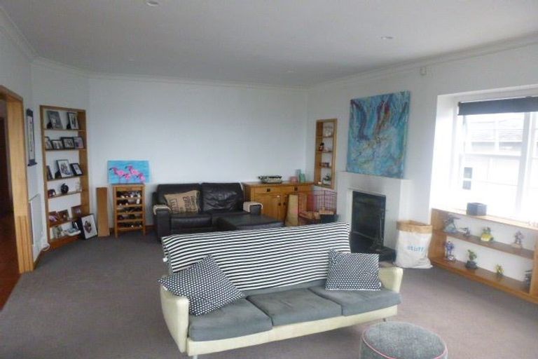 Photo of property in 136 Cashmere Avenue, Khandallah, Wellington, 6035