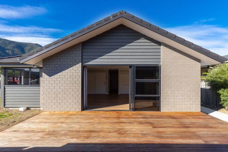 Photo of property in 22 Discovery Way, Waikawa, Picton, 7220