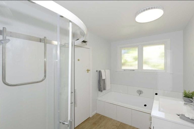 Photo of property in 12 Algidus Street, Sockburn, Christchurch, 8042