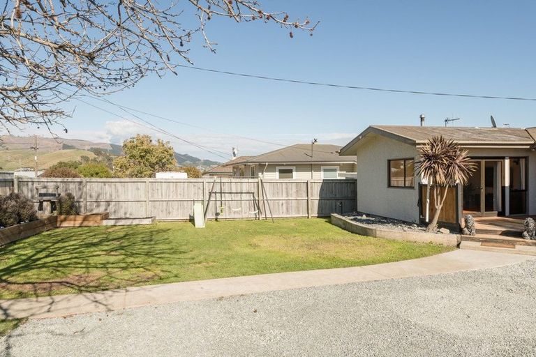 Photo of property in 4 Titoki Street, Stoke, Nelson, 7011