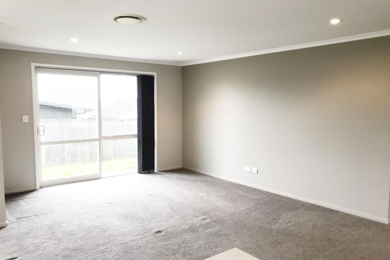 Photo of property in 9 Mcneish Place, Pokeno, 2402