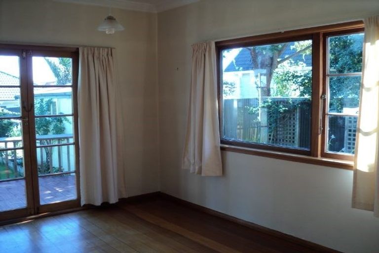 Photo of property in 35 Campbell Street, Havelock North, 4130